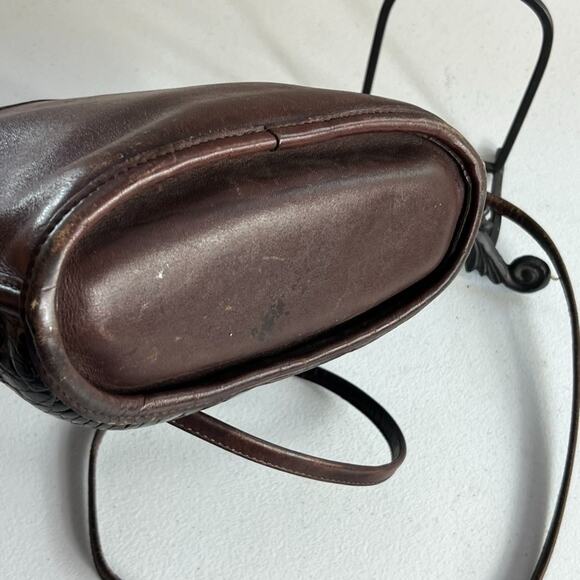 Brighton Crossbody Bag Woven Croc Embossed Brown Leather Metal Detail on Flap - Picture 6 of 16